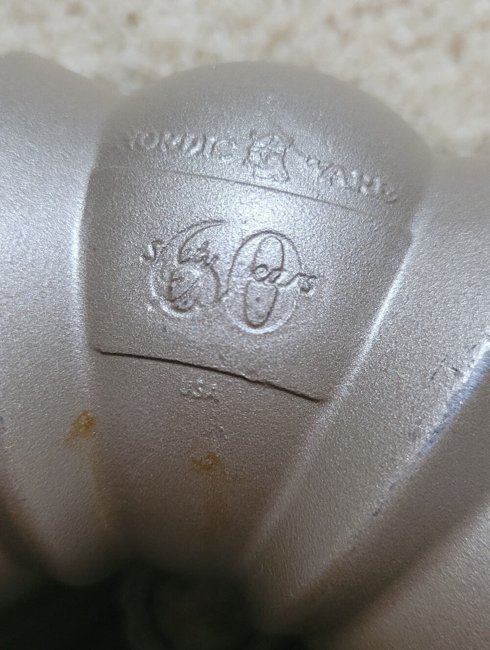 Nordic Ware 10-15 cups Bundt Cake Pan - Picture 11 of 11